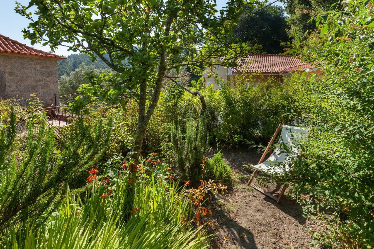 Casa Do Eido - Sustainable Living & Nature Experiences Geres Εξωτερικό φωτογραφία