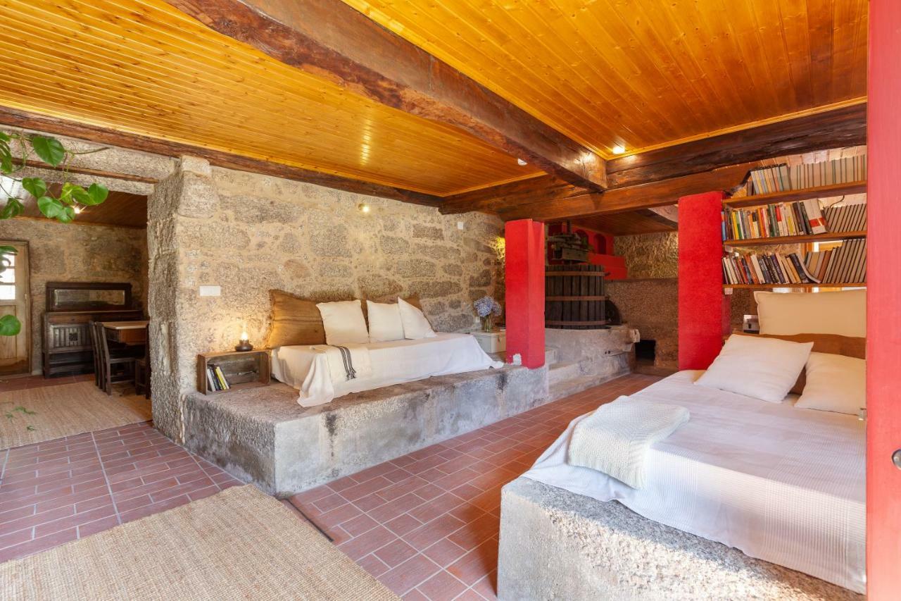 Casa Do Eido - Sustainable Living & Nature Experiences Geres Εξωτερικό φωτογραφία