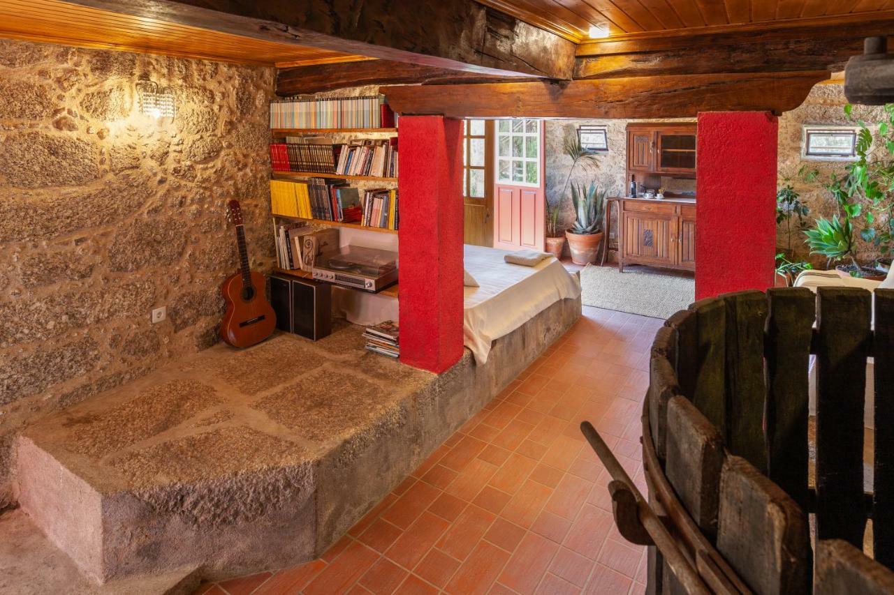 Casa Do Eido - Sustainable Living & Nature Experiences Geres Εξωτερικό φωτογραφία